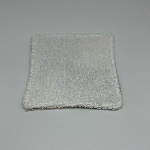 Set of 4 Fall Themed Handmade Reusable Makeup Remover Pads - Picture 4 of 4